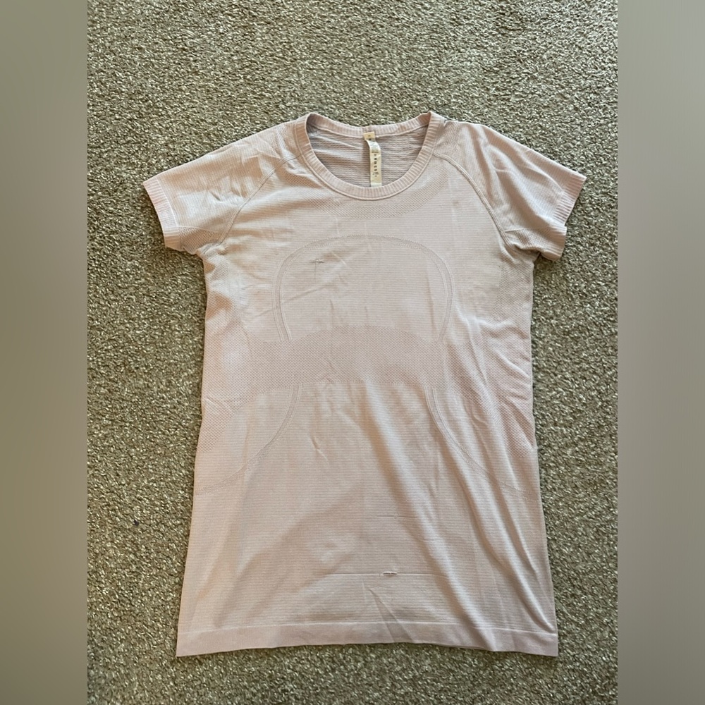 Lululemon swiftly tech shirt